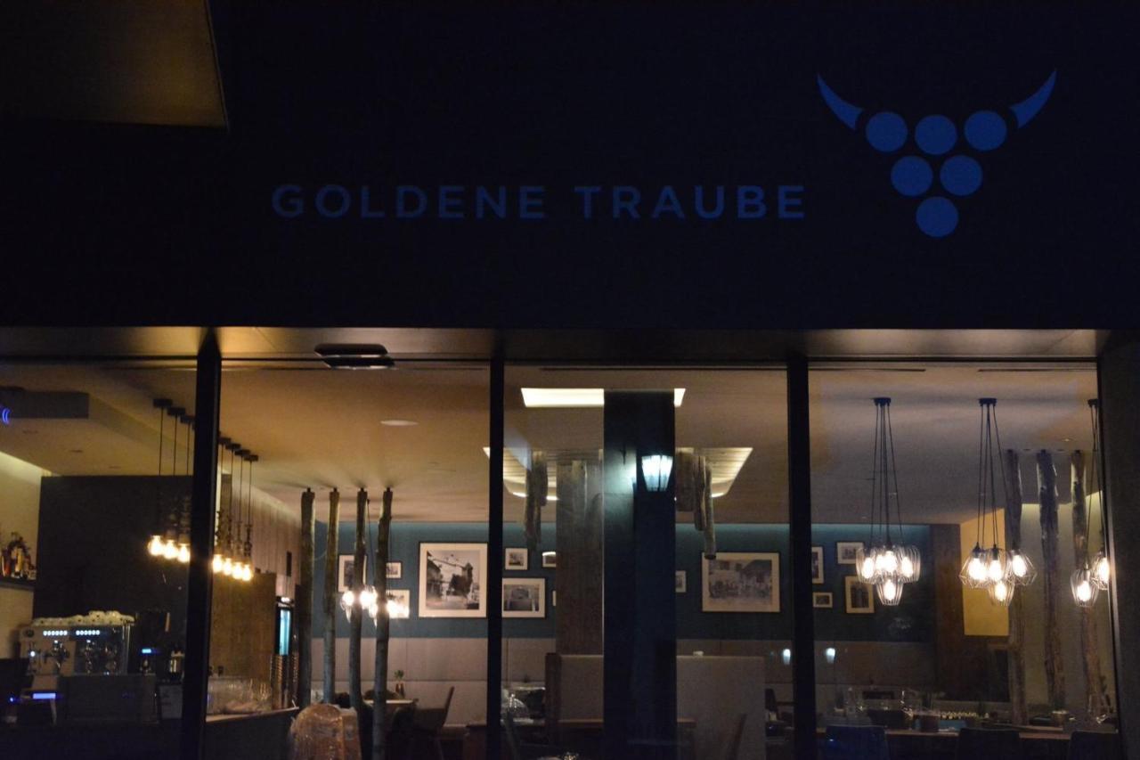 Hotel Goldene Traube Termeno Esterno foto